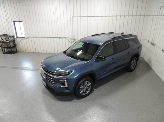 2025 Lakeshore Blue Traverse 012