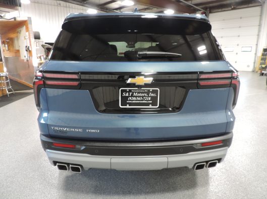 2025 Lakeshore Blue Traverse 013