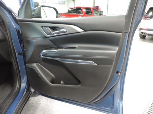 2025 Lakeshore Blue Traverse 017