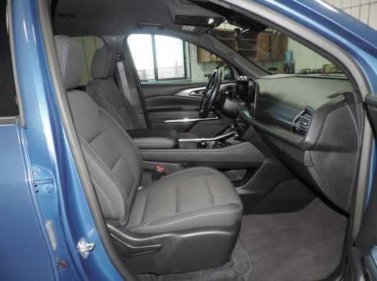 2025 Lakeshore Blue Traverse 018