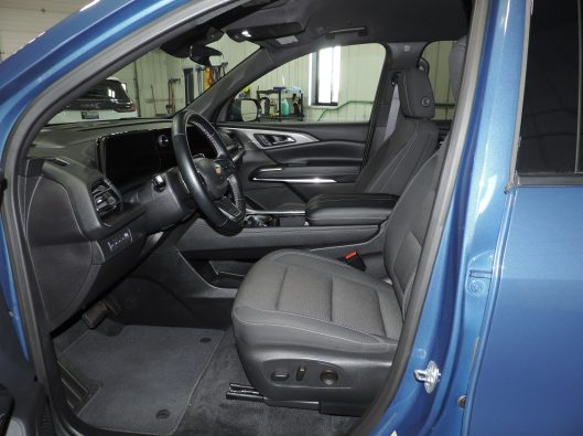 2025 Lakeshore Blue Traverse 030