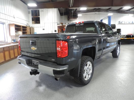 2018 HD 2500 LTZ Silverado 028