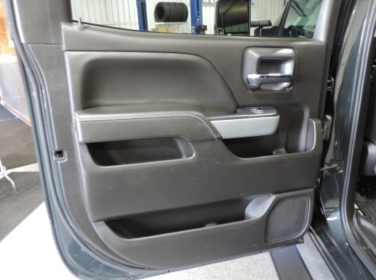 2018 HD 2500 LTZ Silverado 041