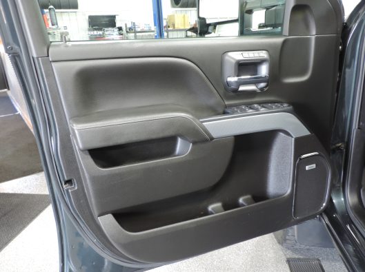 2018 HD 2500 LTZ Silverado 043