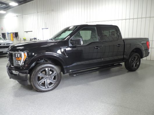 2023 Ford F150 Black 004