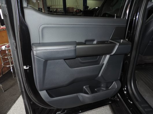 2023 Ford F150 Black 033