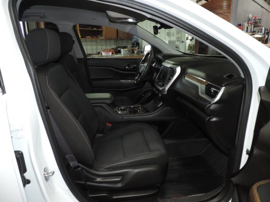 2023 GMC Acadia SLE White 018