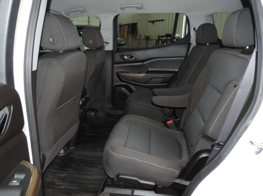 2023 GMC Acadia SLE White 029