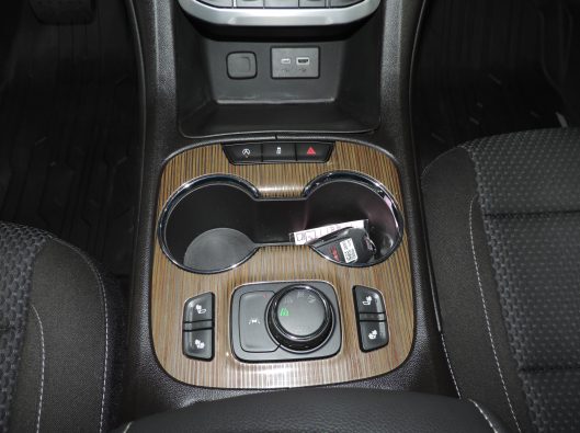 2023 GMC Acadia SLE White 034