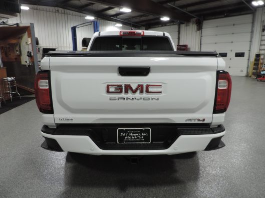2024 GMC Canyon AT4 020