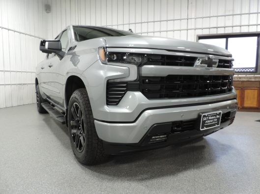 2025 Chev Silverado 009