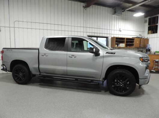 2025 Chev Silverado 012