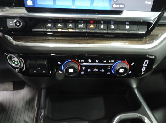 2025 Chev Silverado 043