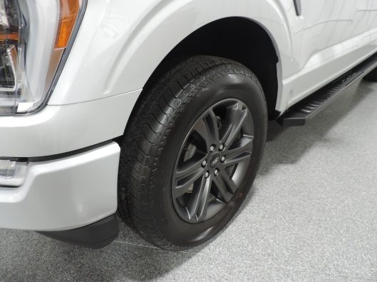 2023 Ford F150 Lariat 019