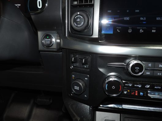 2023 Ford F150 Lariat 047