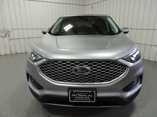 2024 Ford Edge SEL Silver 005