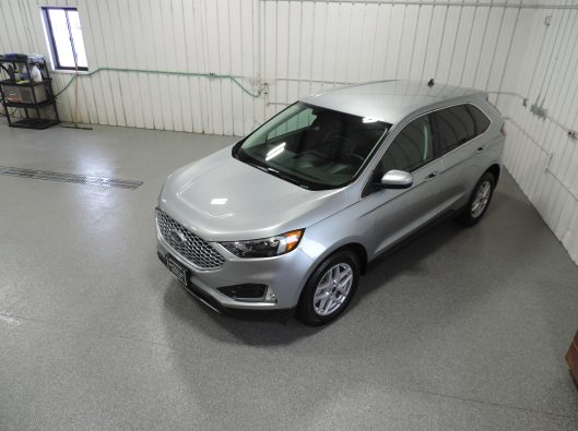 2024 Ford Edge SEL Silver 017