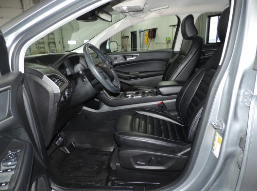 2024 Ford Edge SEL Silver 037