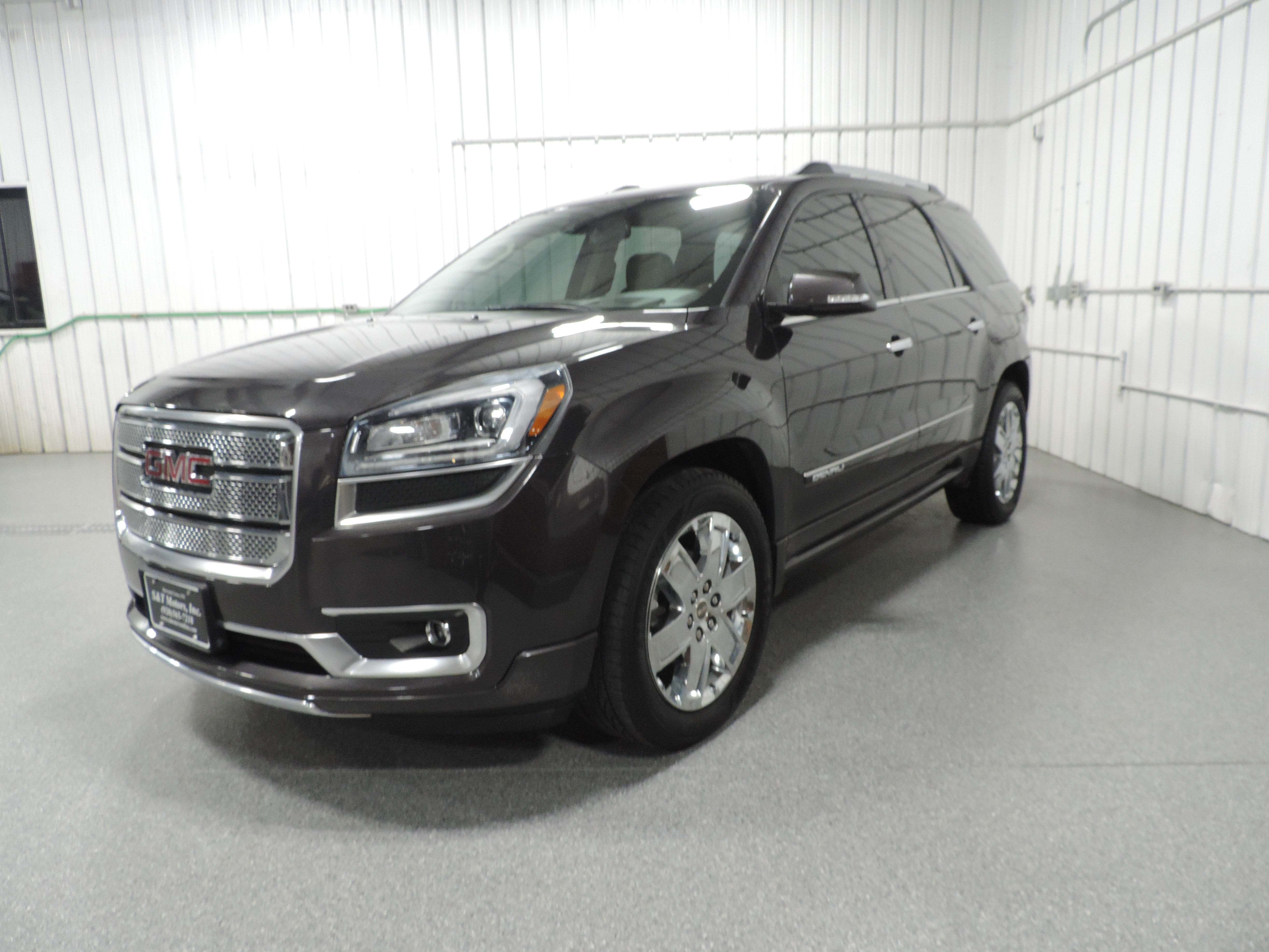 2015 GMC Acadia Denali's photo