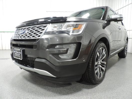 2016 Ford Explorer Platinum 009