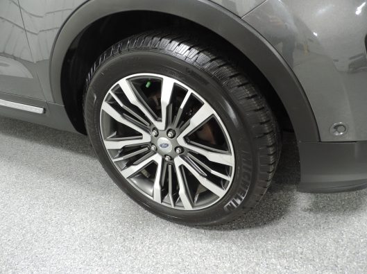 2016 Ford Explorer Platinum 013