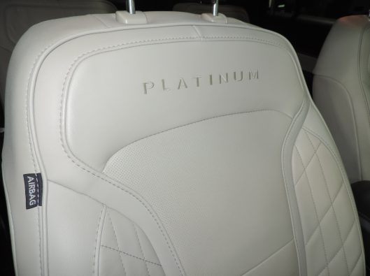 2016 Ford Explorer Platinum 028