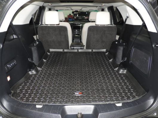 2016 Ford Explorer Platinum 032