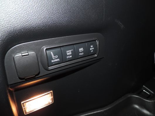 2016 Ford Explorer Platinum 034