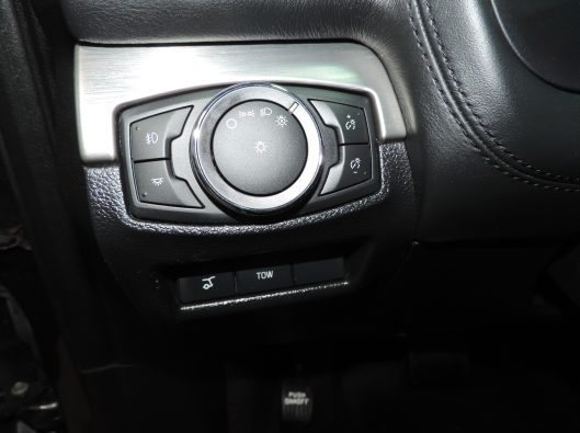 2016 Ford Explorer Platinum 041