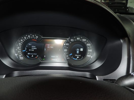 2016 Ford Explorer Platinum 047