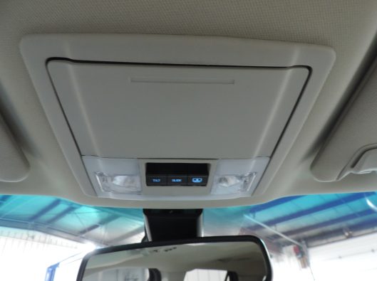 2016 Ford Explorer Platinum 054