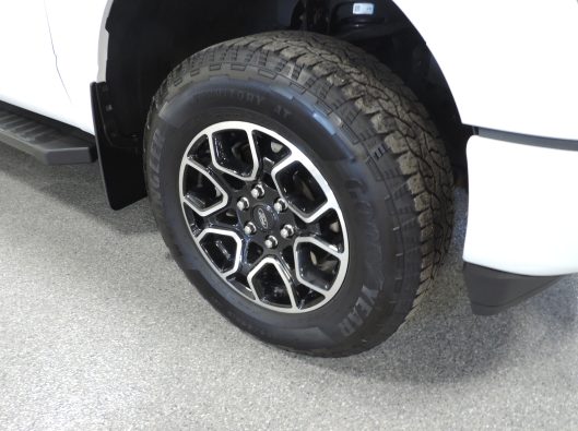 2022 Ford F150 White 014