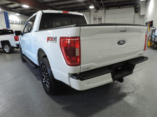 2022 Ford F150 White 023
