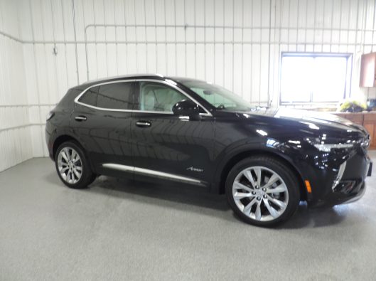 2023 Buick Envision Avenir Black 011