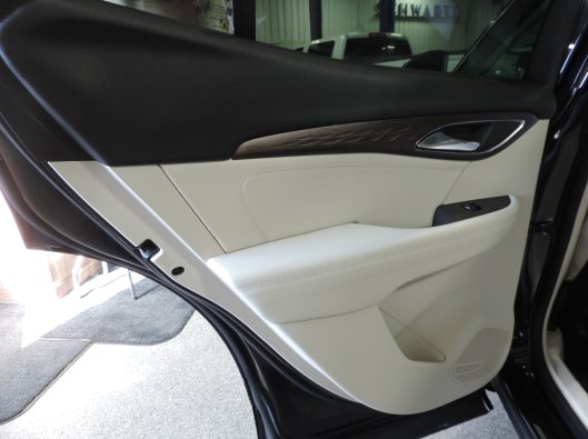 2023 Buick Envision Avenir Black 034