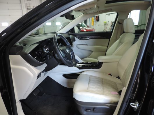 2023 Buick Envision Avenir Black 039