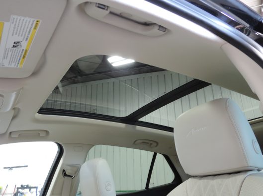 2023 Buick Envision Avenir Black 049