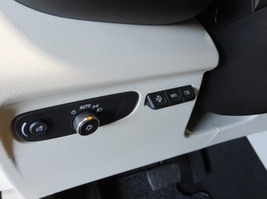 2023 Buick Envision Avenir Black 050