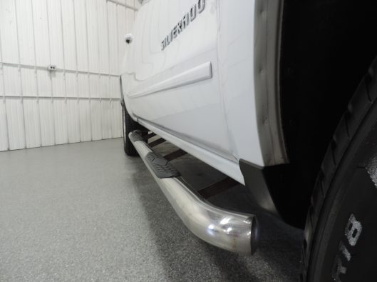 2016 CHevrolet Silverado White Z71 013