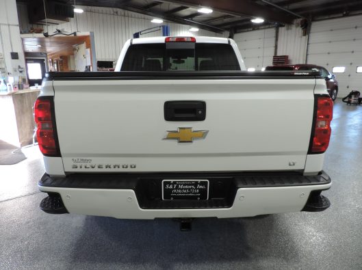2016 CHevrolet Silverado White Z71 020