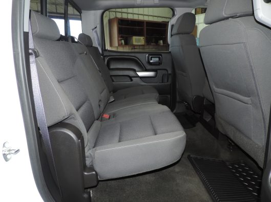 2016 CHevrolet Silverado White Z71 031