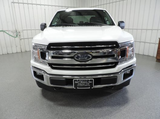 2018 Ford F150 White 007