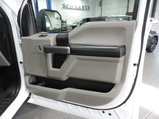 2018 Ford F150 White 026