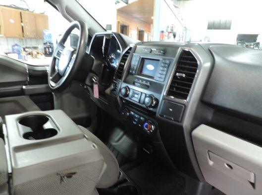 2018 Ford F150 White 028