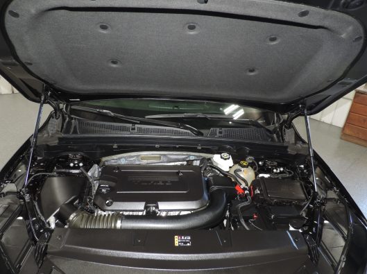 2023 Buick Essence ST Black 020