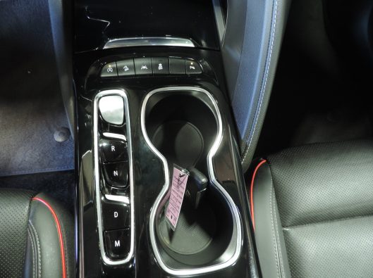 2023 Buick Essence ST Black 046