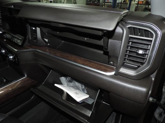 2025 GMC Black Sierra 033