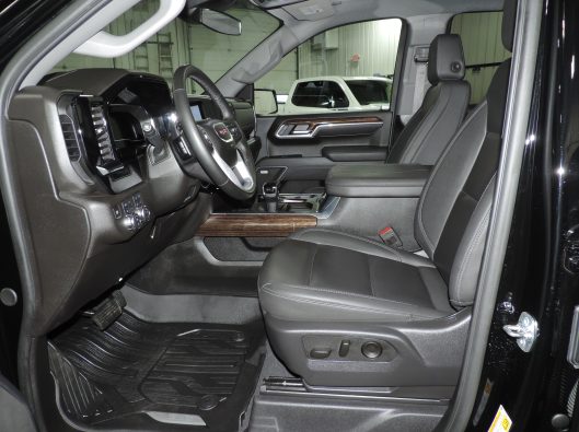 2025 GMC Black Sierra 046