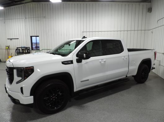 2025 White GMC Sierra 003