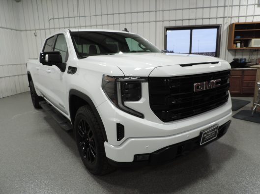 2025 White GMC Sierra 006